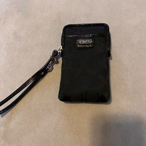 NWOT Coach wristlet